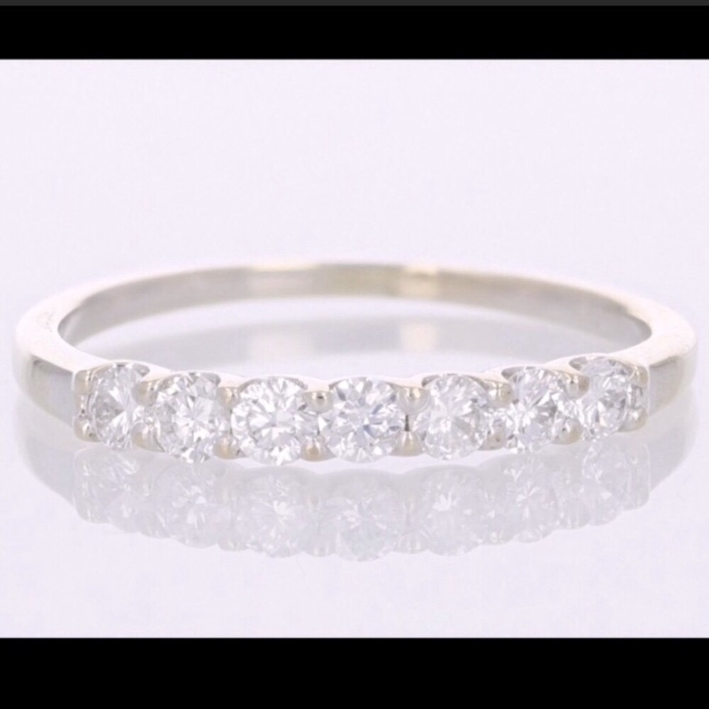 Kay 18k 1/2ct Diamond Anniversary Band 💕 FINAL REDUCTION $580 🫶